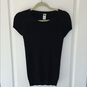 Gap t shirt sweater